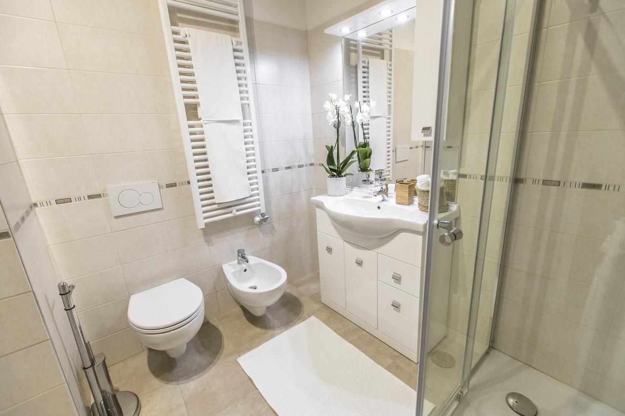 Ca Rezzonico Apartment R&R Венеція Екстер'єр фото